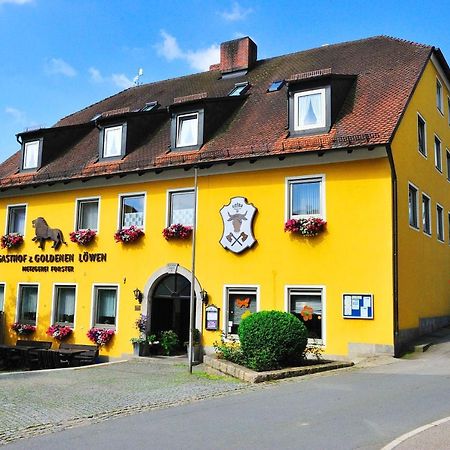 Landgasthof Zum Goldenen Loewen Moosbach  Buitenkant foto