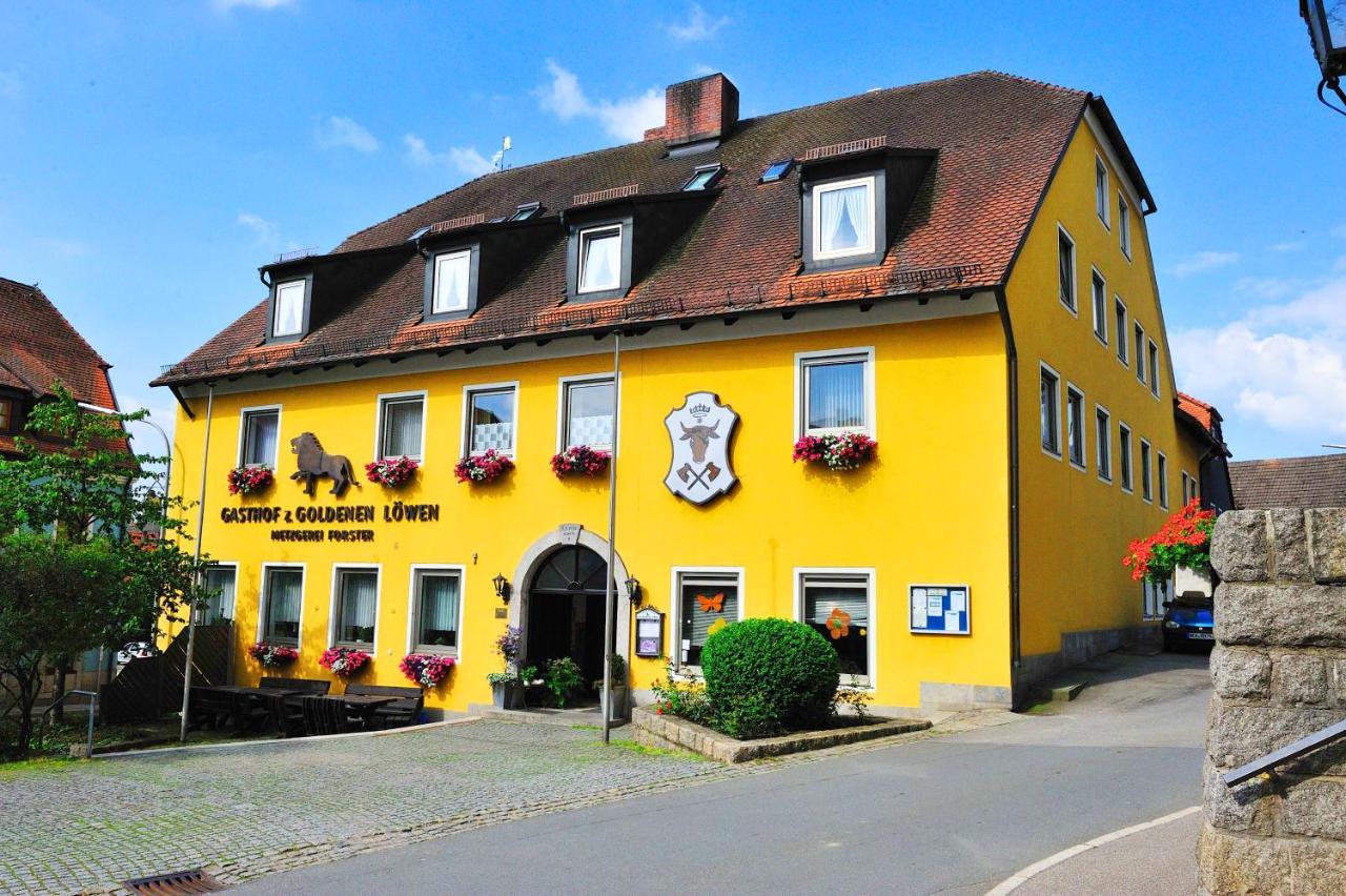 Landgasthof Zum Goldenen Loewen Moosbach  Buitenkant foto
