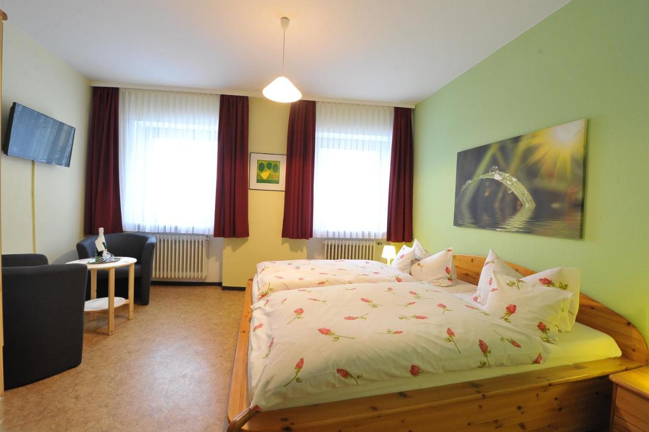 Landgasthof Zum Goldenen Loewen Moosbach  Buitenkant foto