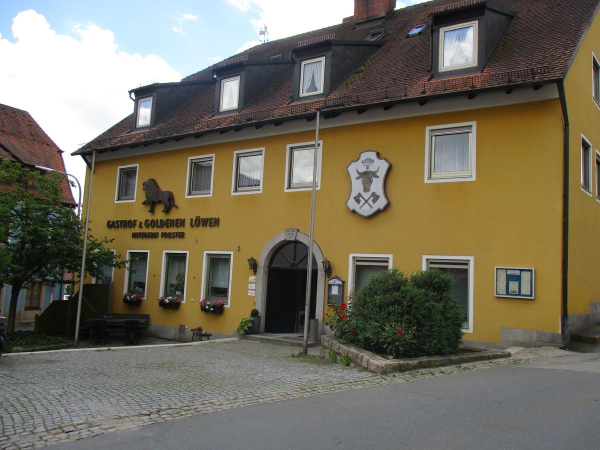 Landgasthof Zum Goldenen Loewen Moosbach  Buitenkant foto