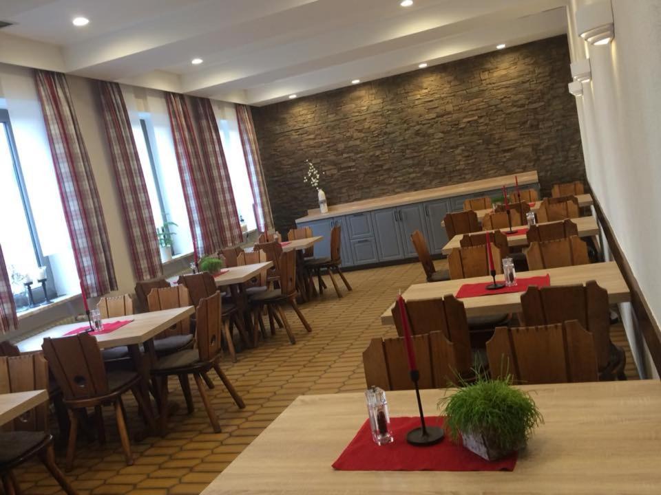 Landgasthof Zum Goldenen Loewen Moosbach  Buitenkant foto